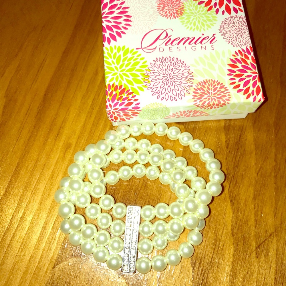New Premier Designs Elaine Bracelet